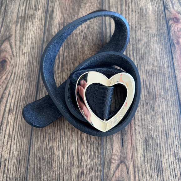 Gucci Authentic Heart Buckle Belt IT SZ 85/34 Black Gold - Picture 3 of 14